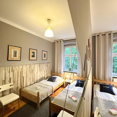 Explorer B&B Old Town Rooms & Apartment #Don'T Be A Tourist, Be An Explorer! Poznan Exterior photo