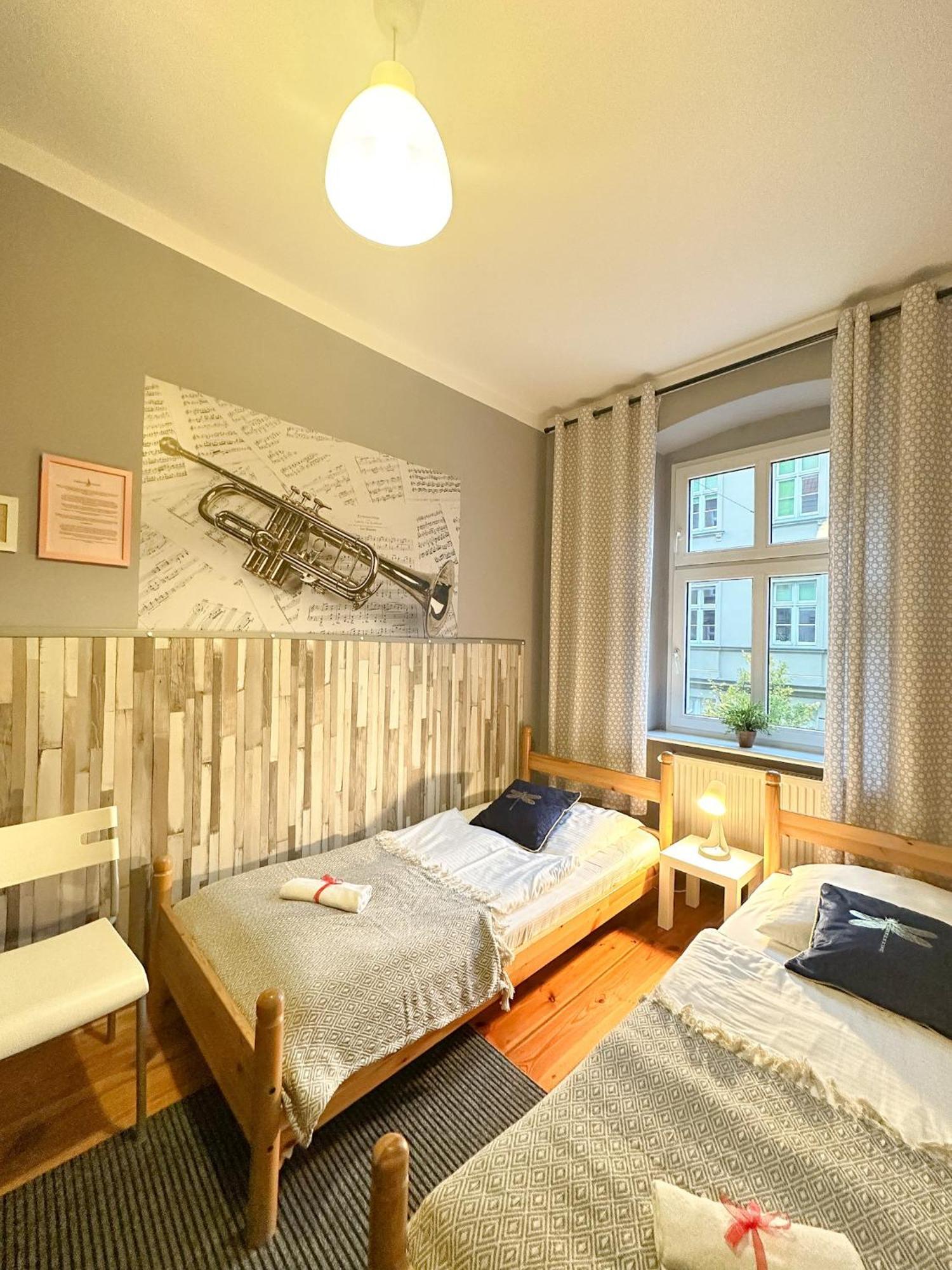 Explorer B&B Old Town Rooms & Apartment #Don'T Be A Tourist, Be An Explorer! Poznan Exterior photo
