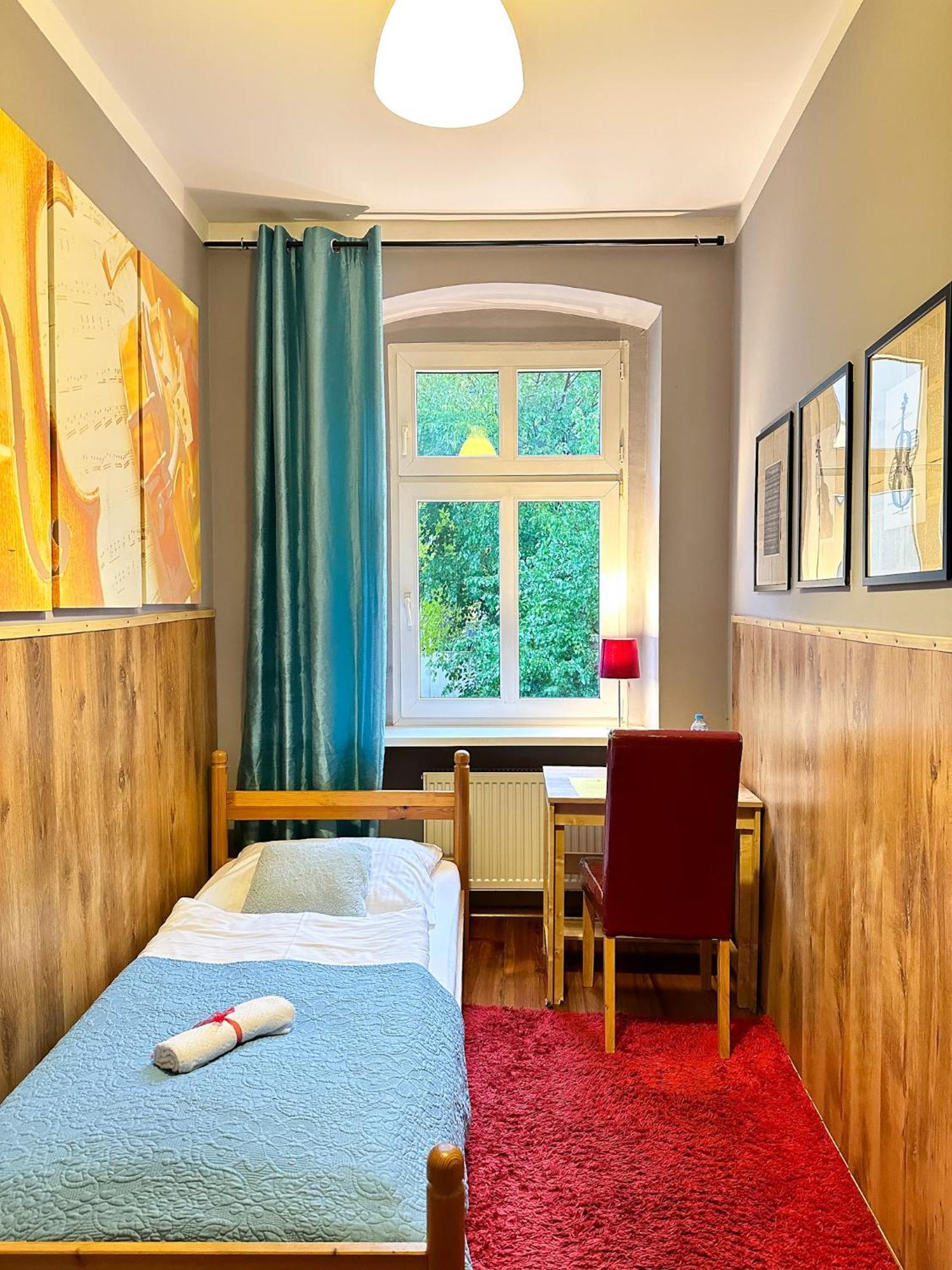 Explorer B&B Old Town Rooms & Apartment #Don'T Be A Tourist, Be An Explorer! Poznan Exterior photo