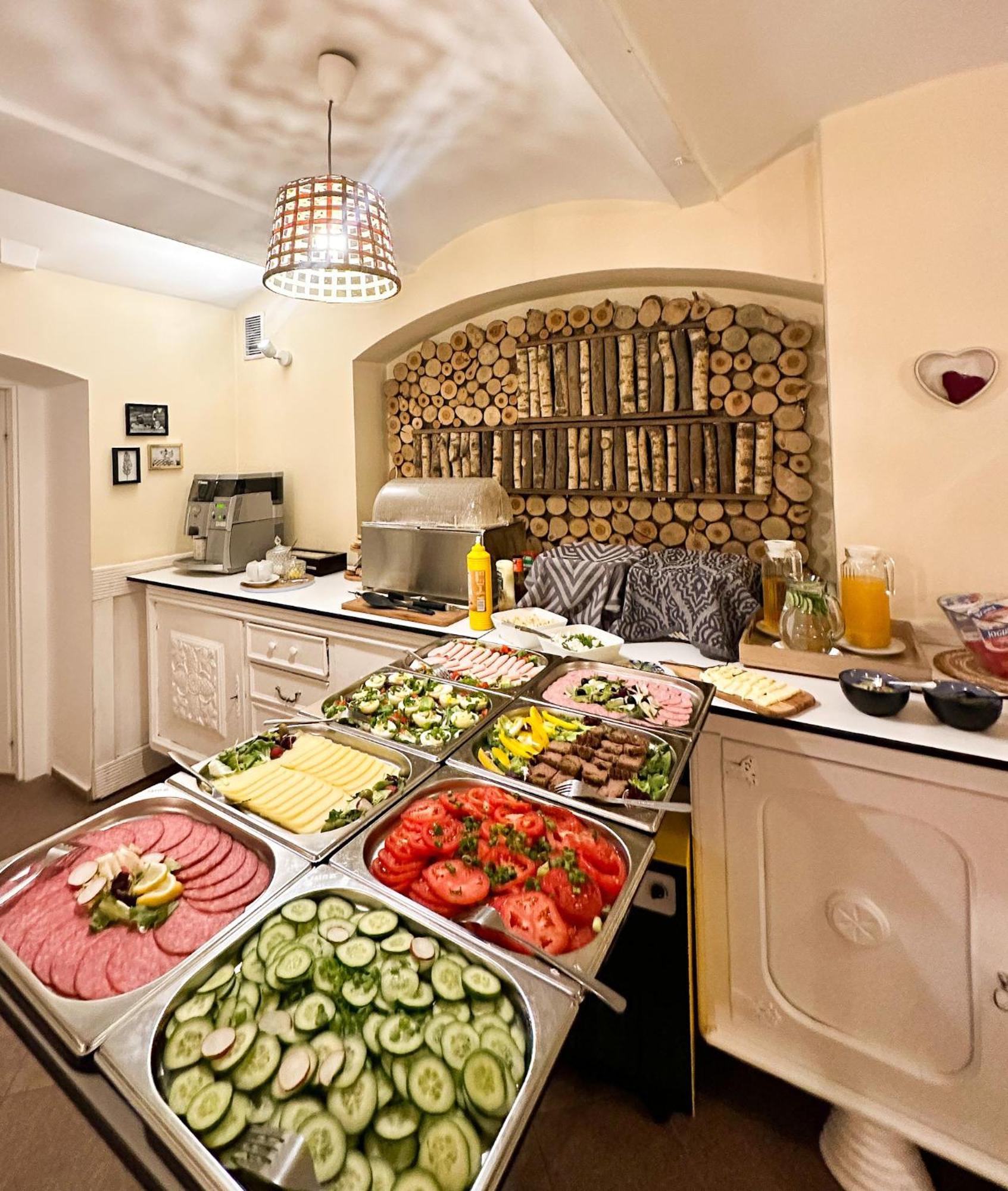 Explorer B&B Old Town Rooms & Apartment #Don'T Be A Tourist, Be An Explorer! Poznan Exterior photo