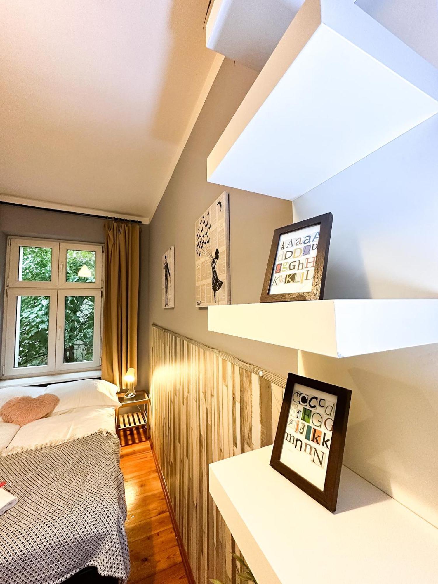 Explorer B&B Old Town Rooms & Apartment #Don'T Be A Tourist, Be An Explorer! Poznan Exterior photo
