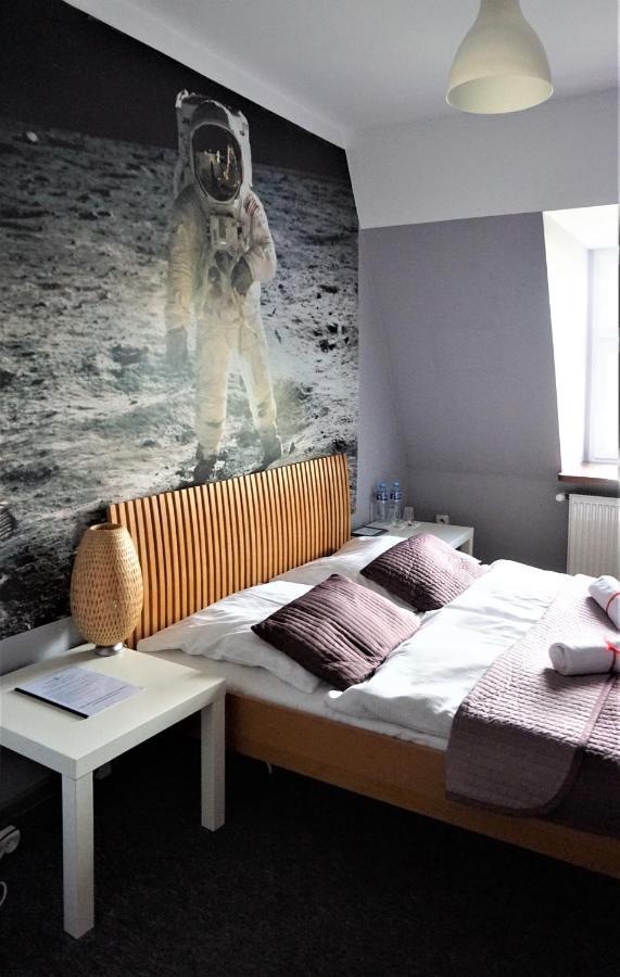 Explorer B&B Old Town Rooms & Apartment #Don'T Be A Tourist, Be An Explorer! Poznan Exterior photo