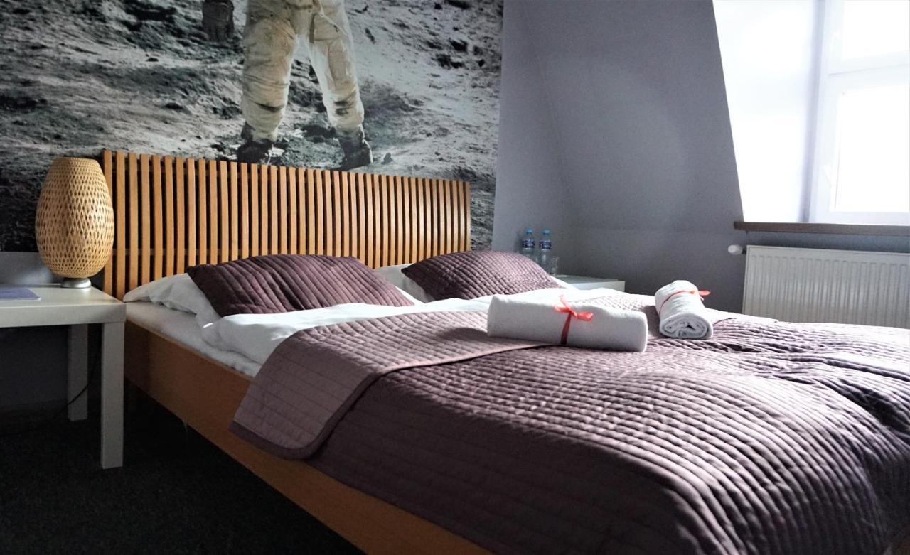 Explorer B&B Old Town Rooms & Apartment #Don'T Be A Tourist, Be An Explorer! Poznan Exterior photo