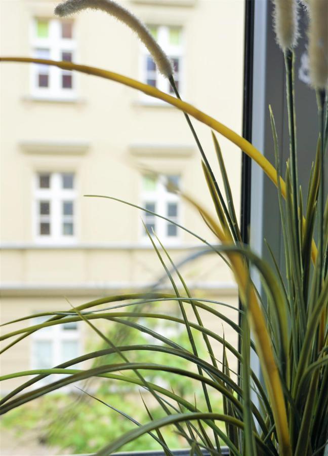 Explorer B&B Old Town Rooms & Apartment #Don'T Be A Tourist, Be An Explorer! Poznan Exterior photo