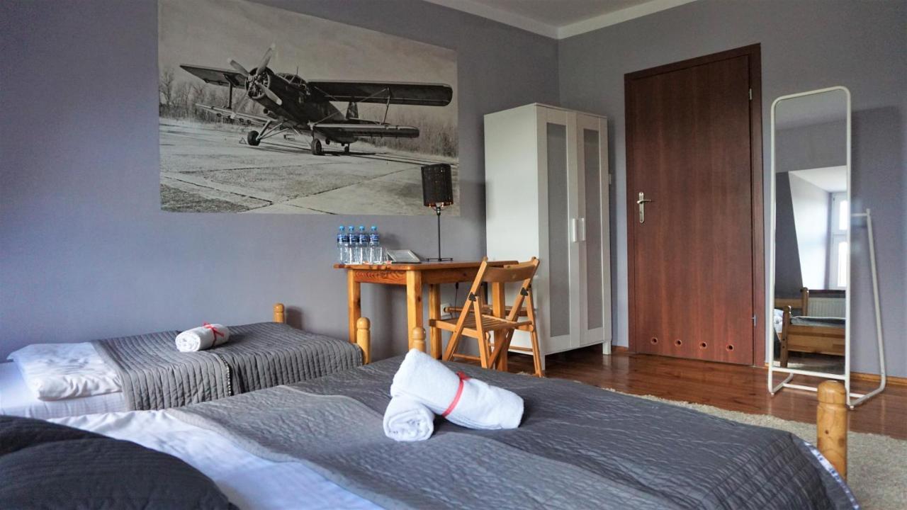 Explorer B&B Old Town Rooms & Apartment #Don'T Be A Tourist, Be An Explorer! Poznan Exterior photo